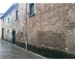 Casa de Pueblo en Venta en Bàscara, Girona