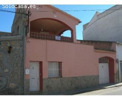 Casa de Pueblo en Venta en Sant Pere Pescador, Girona