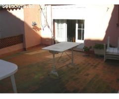 Casa de Pueblo en Venta en Sant Pere Pescador, Girona