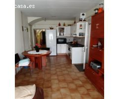 Casa de Pueblo en Venta en Sant Pere Pescador, Girona
