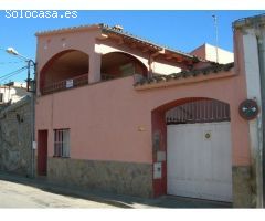 Casa de Pueblo en Venta en Sant Pere Pescador, Girona