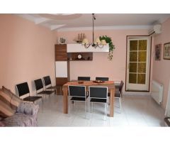 Casa de Pueblo en Venta en Sant Pere Pescador, Girona