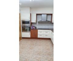 Casa de Pueblo en Venta en Agullana, Girona