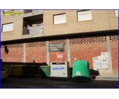 Alquiler de amplio local comercial en Santomera con excelente ubicación