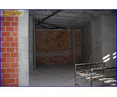 Alquiler de amplio local comercial en Santomera con excelente ubicación
