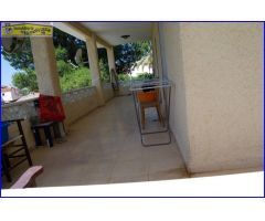 Casa con terreno en Orihuela, zona La Aparecida - Piscina y terraza incluidas