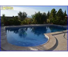 Casa con piscina y excelentes vistas en Los Periquitos, Cabezo de Torres