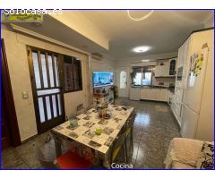 Bonita casa con patio jardín en El Raal