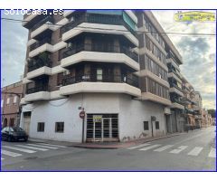 Amplio Local Comercial en el Corazón de Santomera