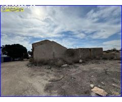 Casa Rústica en Fortuna para Reformar con Amplio Terreno