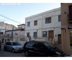 GRAN CASA CON SOLAR A REFORMAR EN OLULA DEL RÍO ALMERÍA.