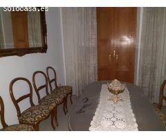CASA FAMILIAR DE CINCO HABITACIONES EN MACAÉL (ALMERIA)