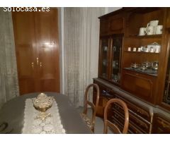 CASA FAMILIAR DE CINCO HABITACIONES EN MACAÉL (ALMERIA)