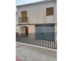 CASA CON GARAJE EN PURCHENA, ALMERÍA.