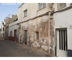 CASA DE TRES HABITACIONES EN OLULA DEL RÍO, ALMERÍA.