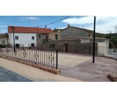 EN HIJATE ( ALCONTAR EN ALMERÍA ) VENTA DE CASA DE CAMPO CON 6 DORMITORIOS.