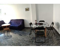OLULA DEL RÍO ( ALMERÍA ). SE VENDE BAJO DE TRES HABITACIONES