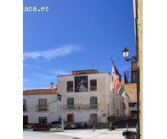 VENTA EN OLULA DEL RÍO ( ALMERÍA ) DE GRAN CASA PARA REFORMAR.