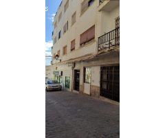 VENTA EN SERÓN ( ALMERÍA ) DE PISO CON TRES HABITACIONES.