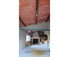 VENTA DE TERRENO RÚSTICO CON NAVE CORTIJO EN TAHAL, ALMERÍA.