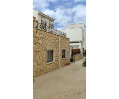 VENTA EN MACAEL, ALMERÍA DE CASA CON ESTILO JAPONES AMUEBLADA .