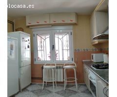VENTA EN TÍJOLA, ALMERÍA DE CASA FAMILIAR CON 5 HABITACIONES.