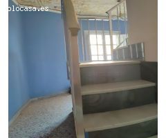 VENTA EN MACAEL, ALMERÍA DE CASA PARA REFORMAR .