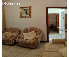 OPORTUNIDAD. VENTA EN MACAEL ( ALMERÍA ) DE CASA FAMILIAR CON GARAJE.