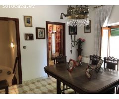 Chalet en Venta en Villa del Prado, Madrid