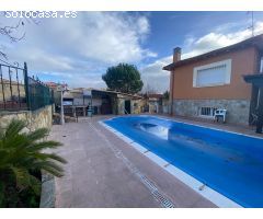 Chalet en Venta en Villa del Prado, Madrid