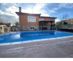 Chalet en Venta en Villa del Prado, Madrid
