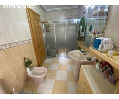 Chalet en Venta en Villa del Prado, Madrid