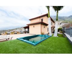 Villa de Lujo en Venta en Costa Adeje, Santa Cruz de Tenerife