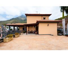 Villa de Lujo en Venta en Costa Adeje, Santa Cruz de Tenerife