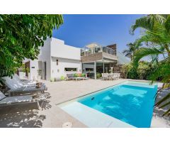 Villa de Lujo en Venta en Costa Adeje, Santa Cruz de Tenerife
