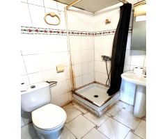 Oportunidad!! Planta baja con acceso directo desde portería, muy tranquila y luminosa