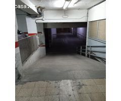 PLAZA DE PARKING GRANDE PARA COCHE Y MOTO