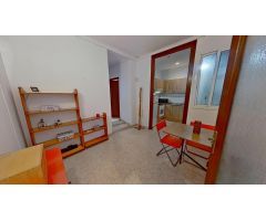 Piso muy cuadrado para entrar a vivir, exterior con balcón