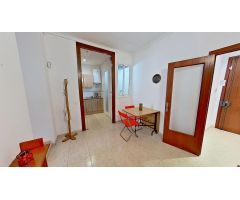 Piso muy cuadrado para entrar a vivir, exterior con balcón