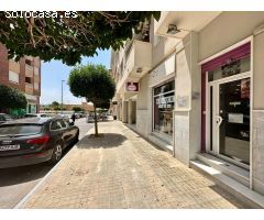 Local comercial completamente equipado en Petrer
