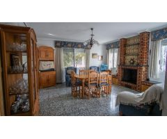 Casa de Campo muy acogedora, entre Elda y Sax. Ideal para vivir todo el año.