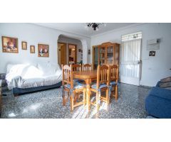 Casa de Campo muy acogedora, entre Elda y Sax. Ideal para vivir todo el año.