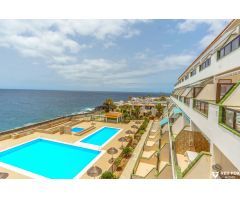 Exclusivo apartamento esquinero con vistas al mar en Costa Silencio