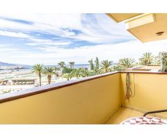 Fantástico apartamento con vistas al mar