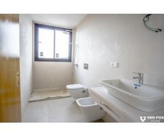 Lujosa casa adosada a estrenar en La Quinta