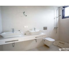 Lujosa casa adosada a estrenar en La Quinta