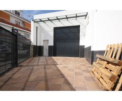 ESTUPENDA NAVE EN ZONA SUR