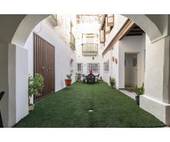 ENCANTADORA CASA EN PLENO CENTRO DE CHICLANA DE LA FRONTERA