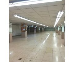 GRAN LOCAL COMERCIAL EN EL CENTRO