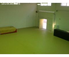NAVE INDUSTRIAL DE 825m2  EN PERFECTO ESTADO EN POLÍGONO EL TROCADERO, PUERTO REAL